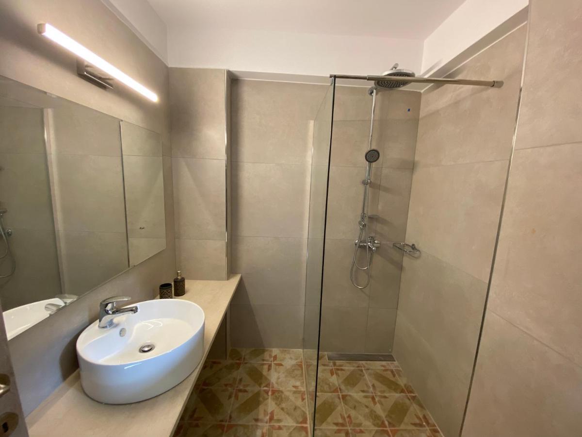 Mirovigli Family Rooms Lepedha ภายนอก รูปภาพ